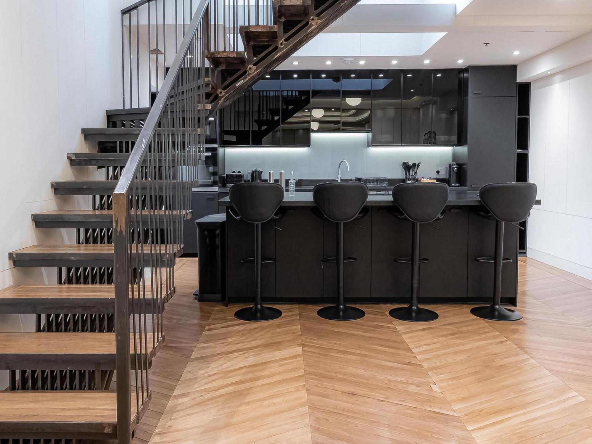 Modern Deluxe Five Bedroom House Near Chalk Farm Station By Belvilla Лондон Екстериор снимка