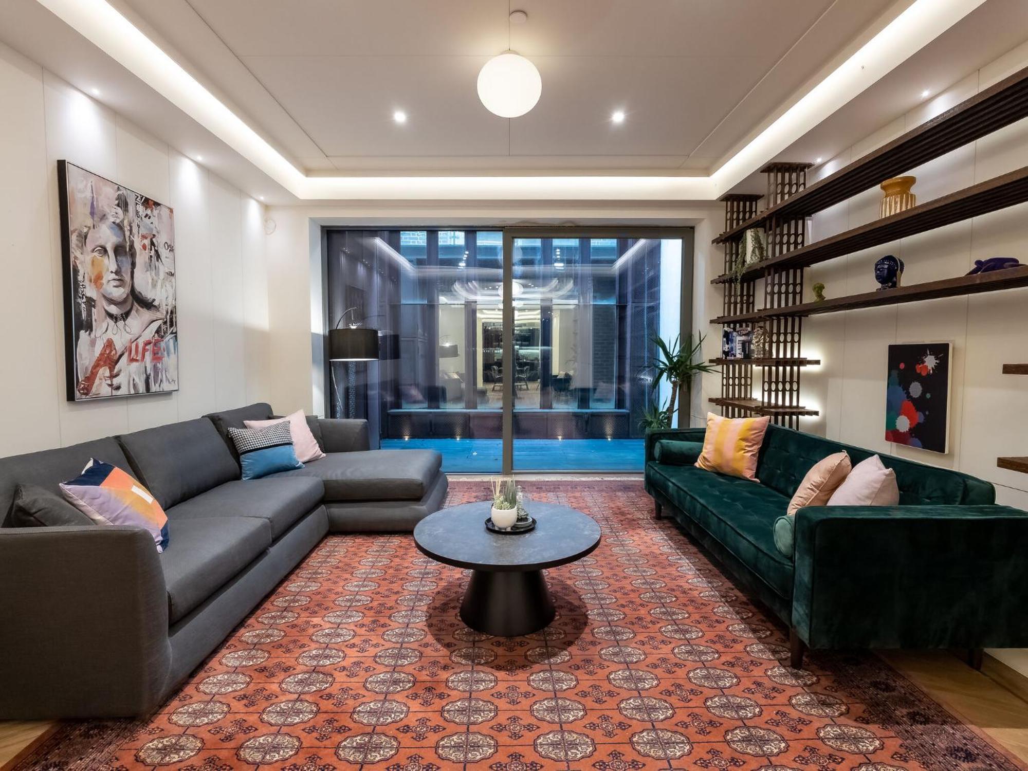 Modern Deluxe Five Bedroom House Near Chalk Farm Station By Belvilla Лондон Екстериор снимка