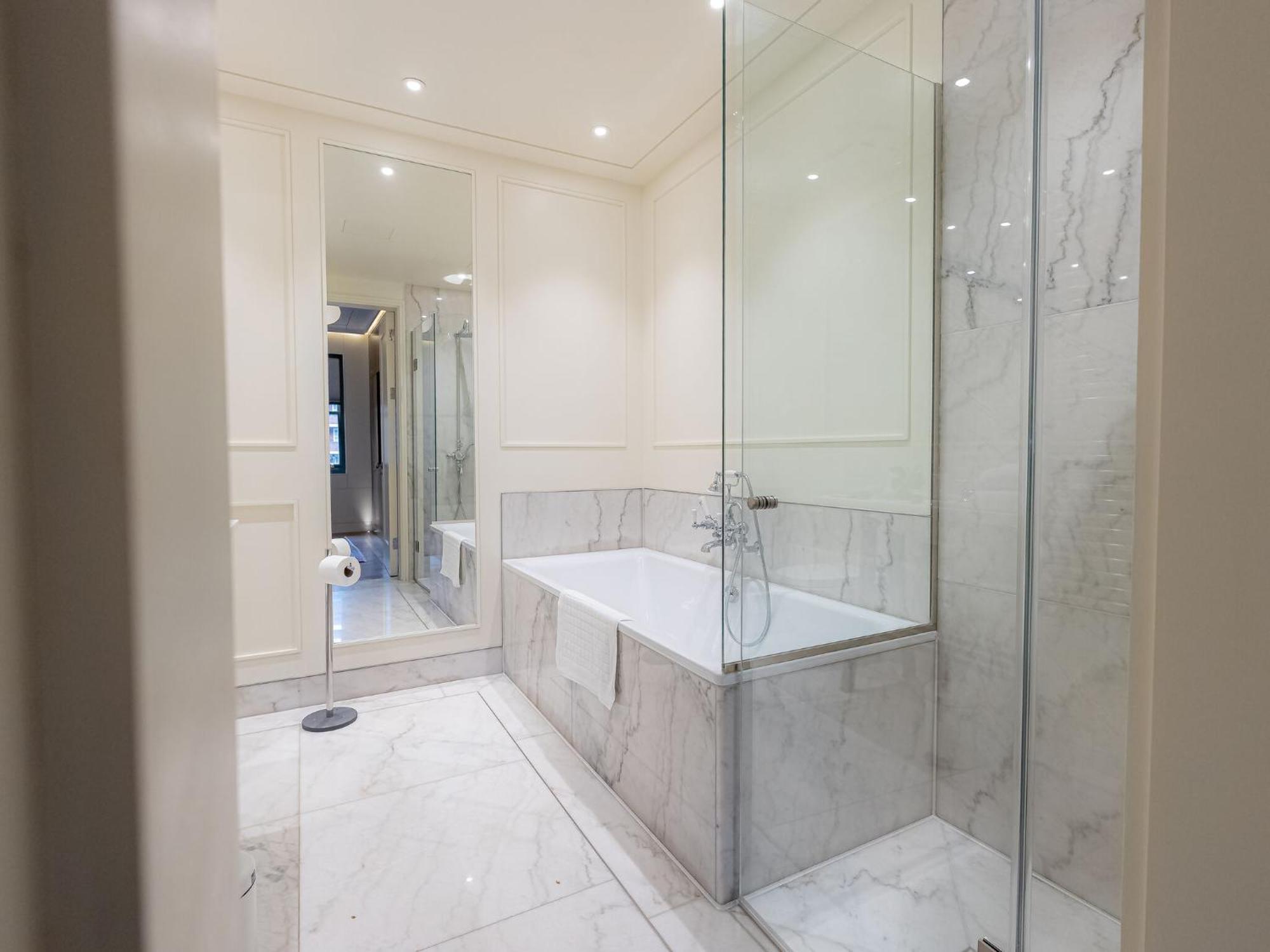 Modern Deluxe Five Bedroom House Near Chalk Farm Station By Belvilla Лондон Екстериор снимка